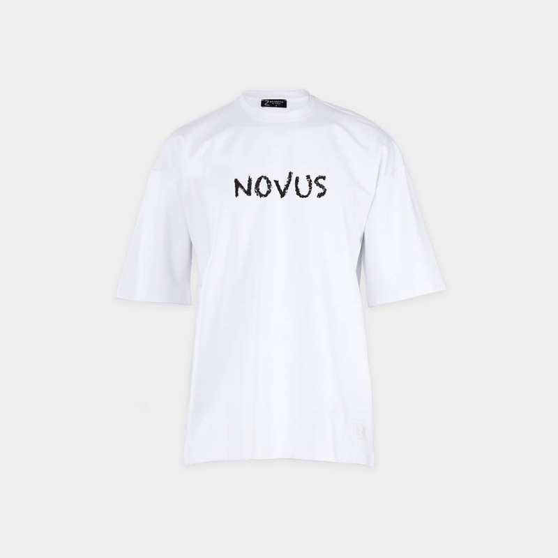 T-shirt تيشيرت